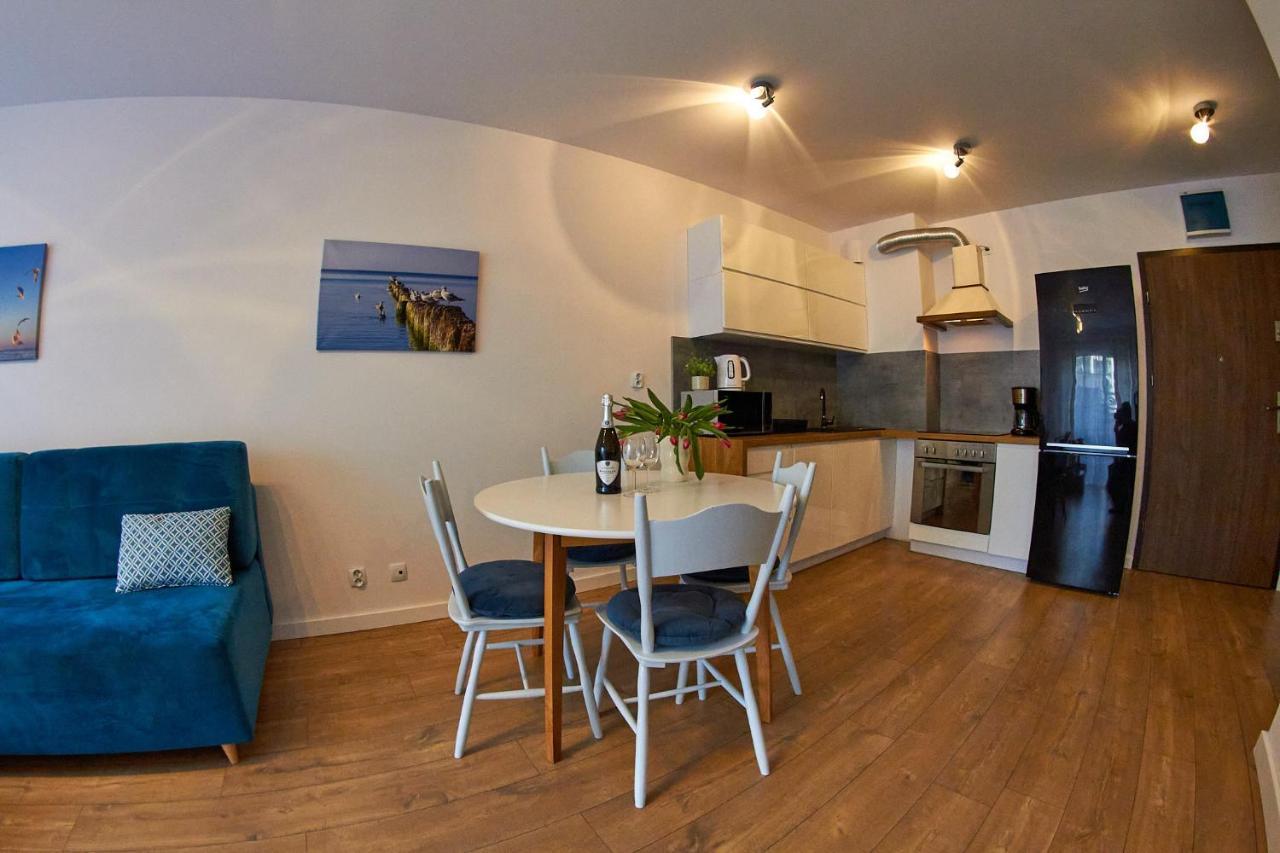 Apartamentyprzymorzu Baltycki Z Miejscem Postojowym I Ogrodkiem Колобжег Екстериор снимка