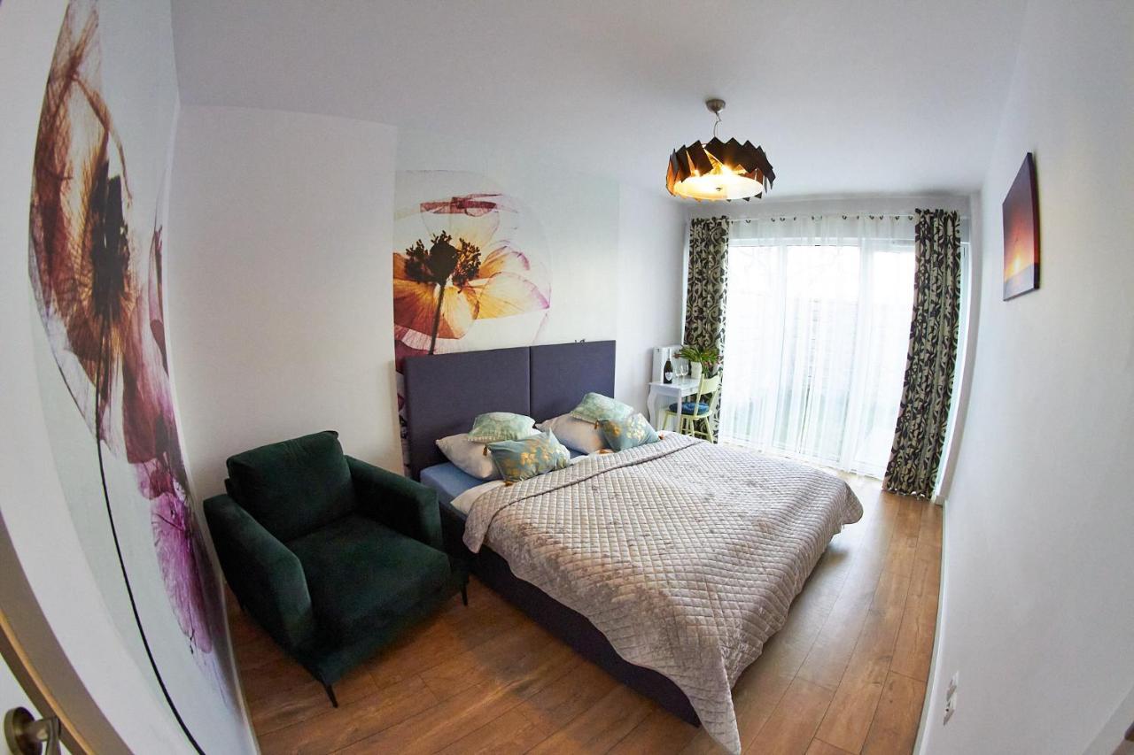 Apartamentyprzymorzu Baltycki Z Miejscem Postojowym I Ogrodkiem Колобжег Екстериор снимка